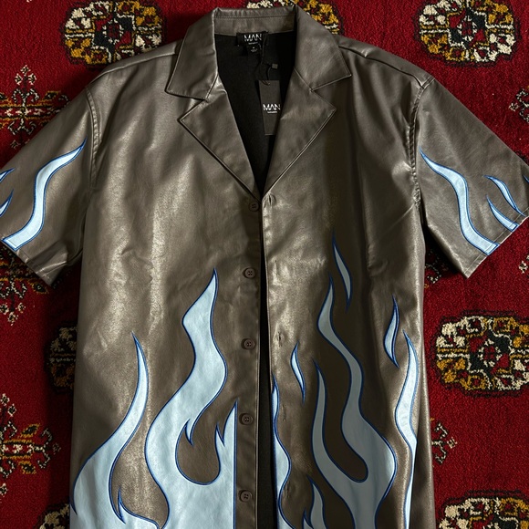 Boohoo Mens Metallic Brown Shirt with Blue Flame Design - Picture 1 of 2